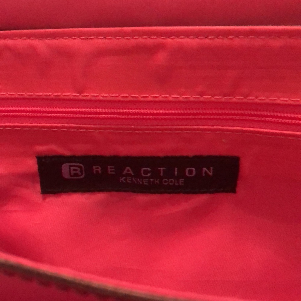 Reaction Kenneth Cole - Picture 3 of 12